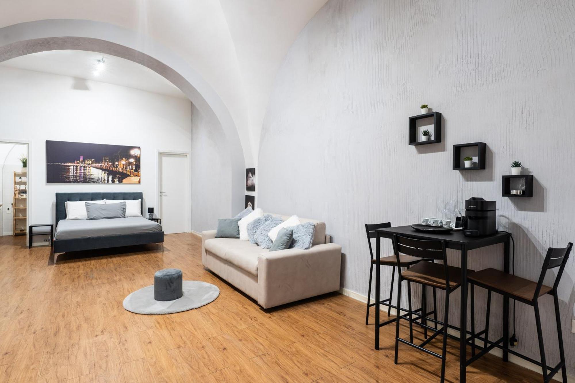 House Visconti Lejlighed Bari Eksteriør billede